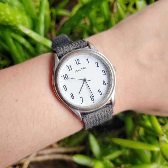 Vintage Sekonda Watch - Picture 3 of 8